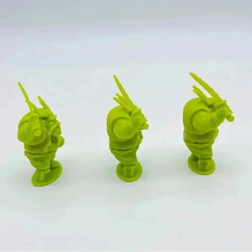 How to Train a Dragon Figure Gobber, Set of 3, Green - Picture 5 of 6